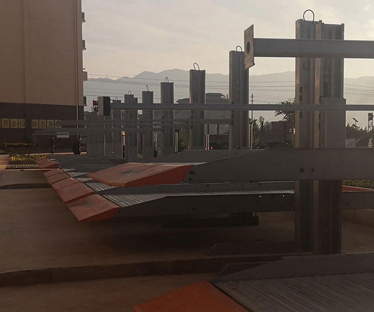 機械停車庫適宜獨立建設(shè)還是附設(shè)在建筑物內(nèi)